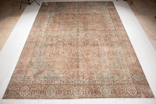 12' 8" x 9' 6" Excellent Hand-Knotted Antique Faded Large Area Rug - Yasi & Fara 