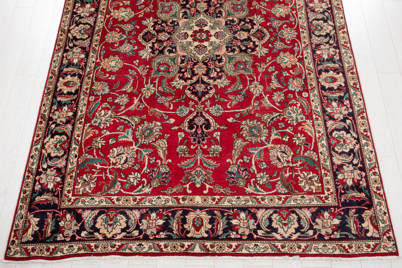 9' 8" x 6' 6" Excellent Hand-Knotted Vintage Area Rug - Yasi & Fara 
