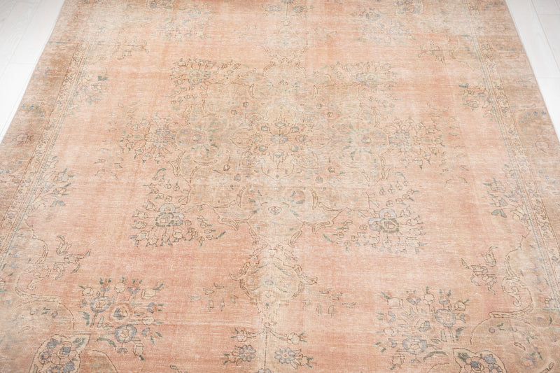 11' 9" x 8' 11" Excellent Hand-Knotted Antique Neutral Area Rug - Yasi & Fara 