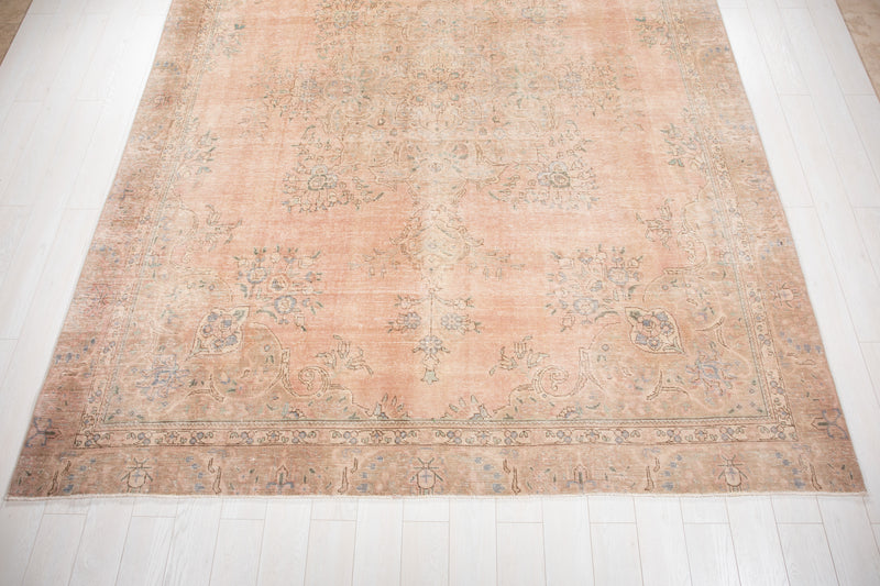 11' 9" x 8' 11" Excellent Hand-Knotted Antique Neutral Area Rug - Yasi & Fara 