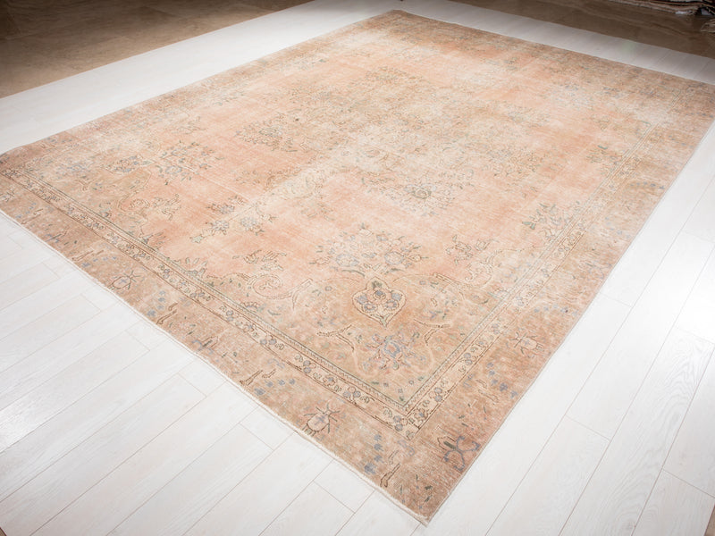 11' 9" x 8' 11" Excellent Hand-Knotted Antique Neutral Area Rug - Yasi & Fara 