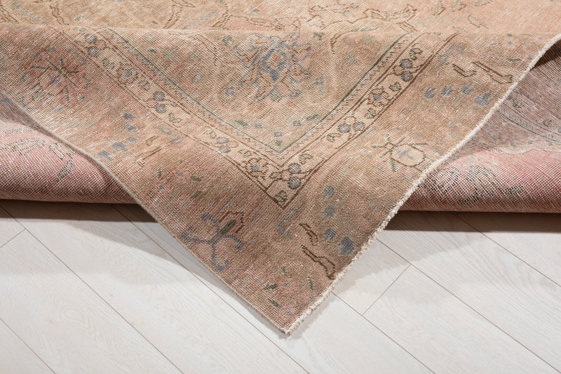 11' 9" x 8' 11" Excellent Hand-Knotted Antique Neutral Area Rug - Yasi & Fara 