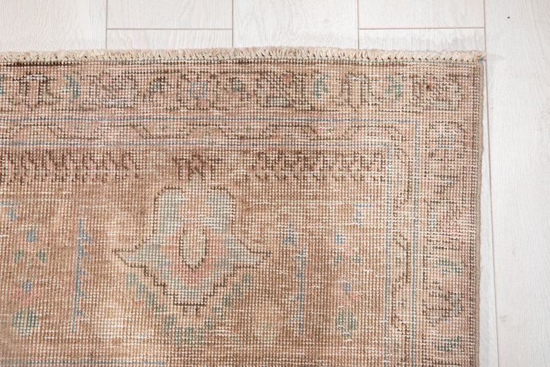 12' 7" x 9' 4" Excellent Hand-Knotted Antique Faded Neutral Large Area Rug - Yasi & Fara 