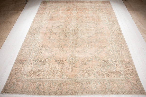 12' 7" x 9' 6" Excellent Hand-Knotted Faded Neutral Antique Large Area Rug - Yasi & Fara 