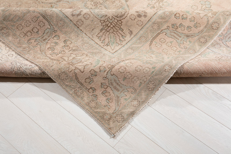 12' 7" x 9' 6" Excellent Hand-Knotted Faded Neutral Antique Large Area Rug - Yasi & Fara 