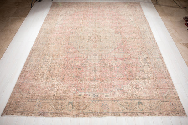 12' 9" x 9' 10" Excellent Hand-Knotted Antique Neutral Faded Pink Large Area Rug - Yasi & Fara 