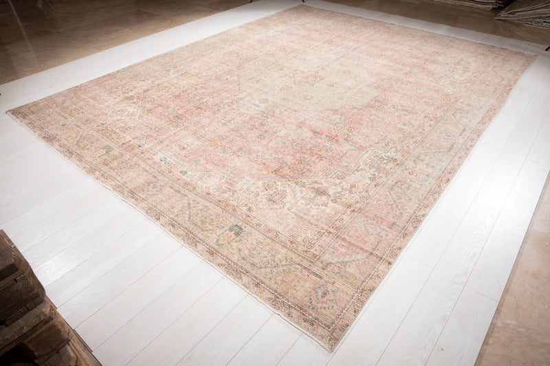 12' 9" x 9' 10" Excellent Hand-Knotted Antique Neutral Faded Pink Large Area Rug - Yasi & Fara 