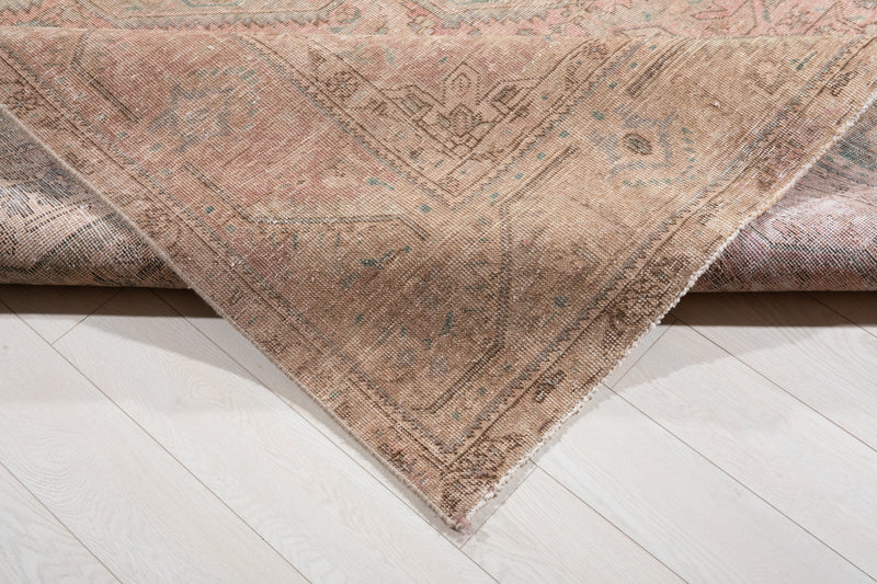 12' 9" x 9' 10" Excellent Hand-Knotted Antique Neutral Faded Pink Large Area Rug - Yasi & Fara 