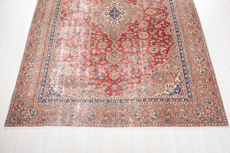 10' 11" x 7' 7" Excellent Hand-Knotted Antique Faded Large Area Rug - Yasi & Fara 