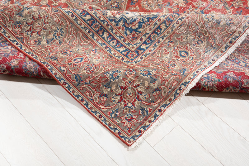 10' 11" x 7' 7" Excellent Hand-Knotted Antique Faded Large Area Rug - Yasi & Fara 
