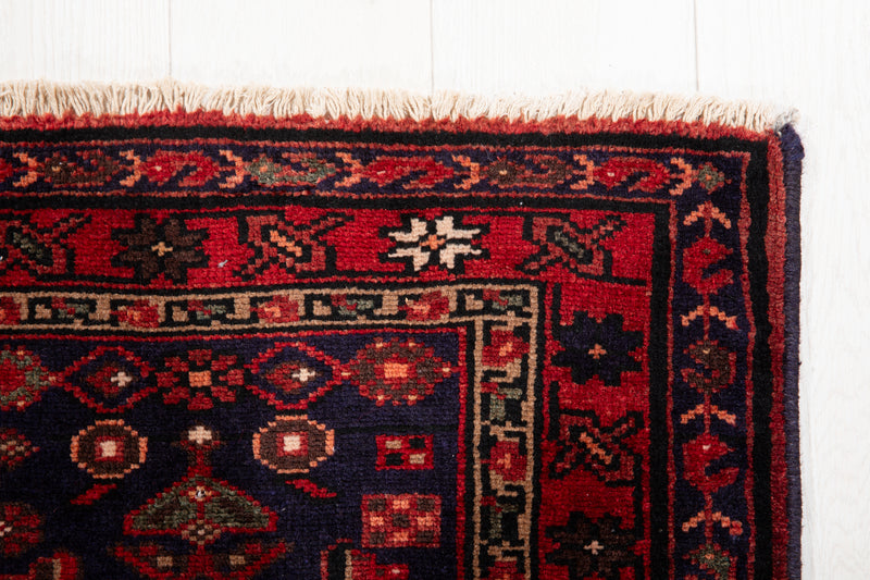 6' 6" x 3' 8" Excellent Hand-Knotted Vintage Tribal Rug
