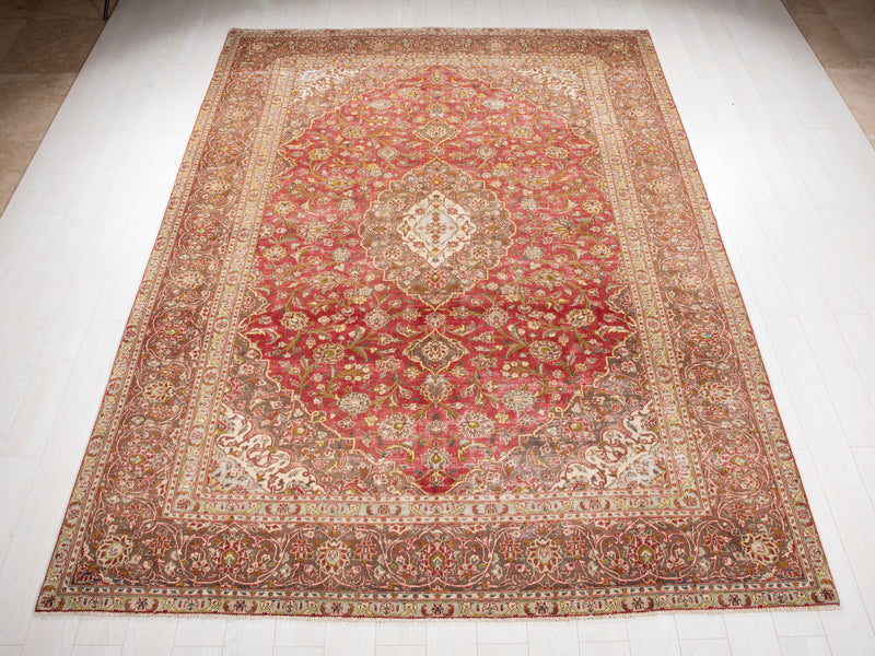 10' 9" x 7' 10" Excellent Hand-Knotted Antique Faded Large Area Rug - Yasi & Fara 