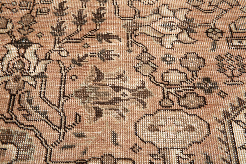 7' 10" x 4' 9" Excellent Hand-Knotted Antique Neutral Area Rug - Yasi & Fara 