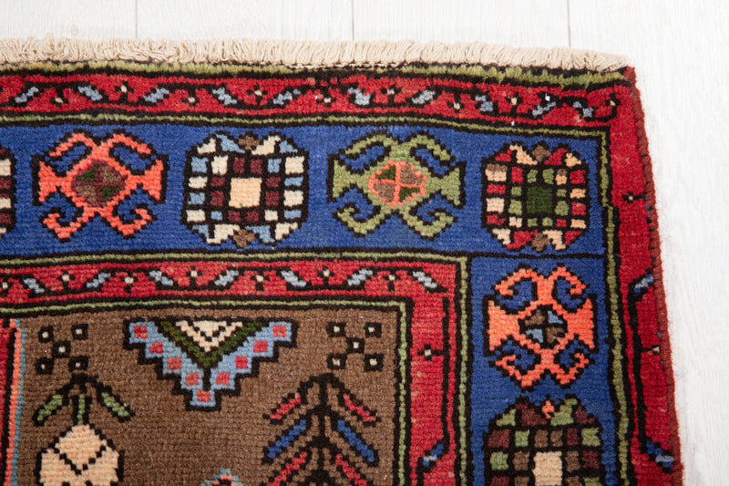 6' 11" x 4' 2" Excellent Hand-Knotted Vintage Tribal Rug