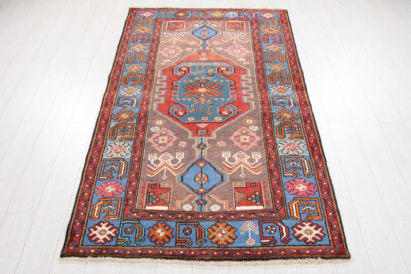 6' 11" x 4' 1" Excellent Hand-Knotted Vintage Collectible Tribal Rug