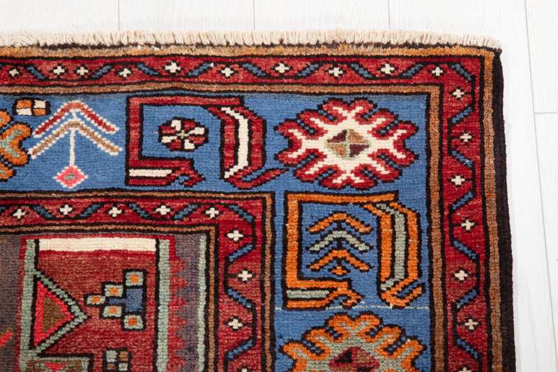 6' 11" x 4' 1" Excellent Hand-Knotted Vintage Collectible Tribal Rug