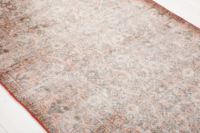 7' 3" x 4' 4" Excellent Hand-Knotted Distressed Faded Rug - Yasi & Fara 