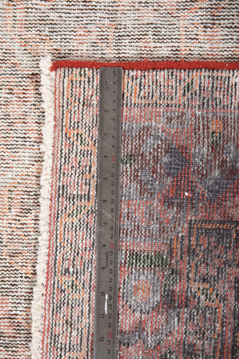 7' 3" x 4' 4" Excellent Hand-Knotted Distressed Faded Rug - Yasi & Fara 