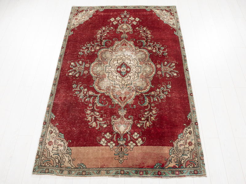 7' 10" x 4' 11" Excellent Hand-Knotted Antique Distressed Rug - Yasi & Fara 