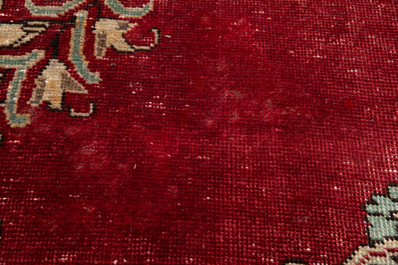 7' 10" x 4' 11" Excellent Hand-Knotted Antique Distressed Rug - Yasi & Fara 