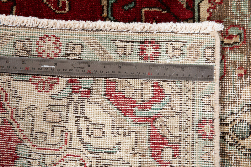 7' 10" x 4' 11" Excellent Hand-Knotted Antique Distressed Rug - Yasi & Fara 
