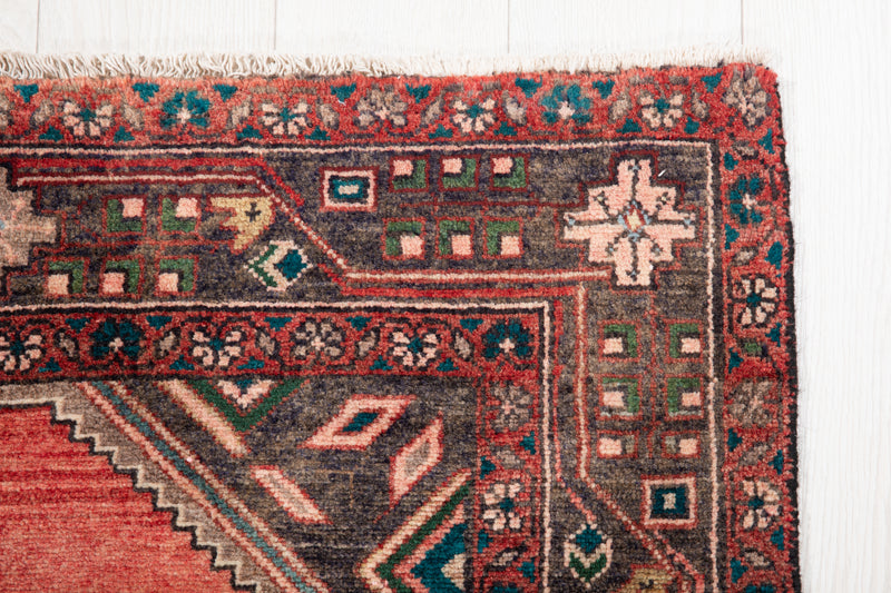 9' 6" x 4' 3" Excellent Hand-Knotted Vintage Tribal Runner Rug - Yasi & Fara 