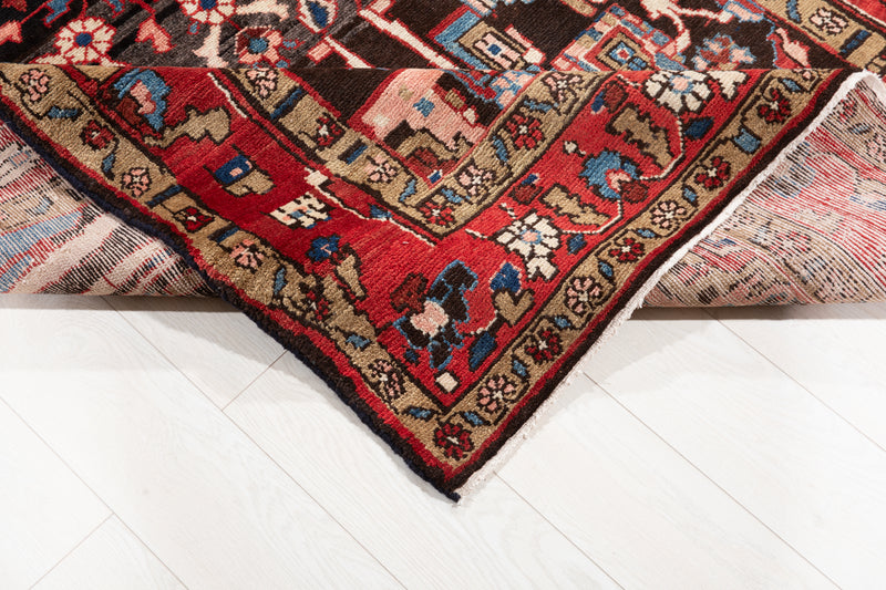 7' 5" x 4' 9" Excellent Hand-Knotted Vintage Collectible Tribal Rug - Yasi & Fara 