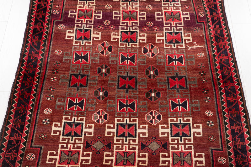 6' 10" x 4' 9" Excellent Hand-Knotted Vintage Tribal Rug - Yasi & Fara 
