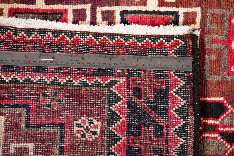 6' 10" x 4' 9" Excellent Hand-Knotted Vintage Tribal Rug - Yasi & Fara 