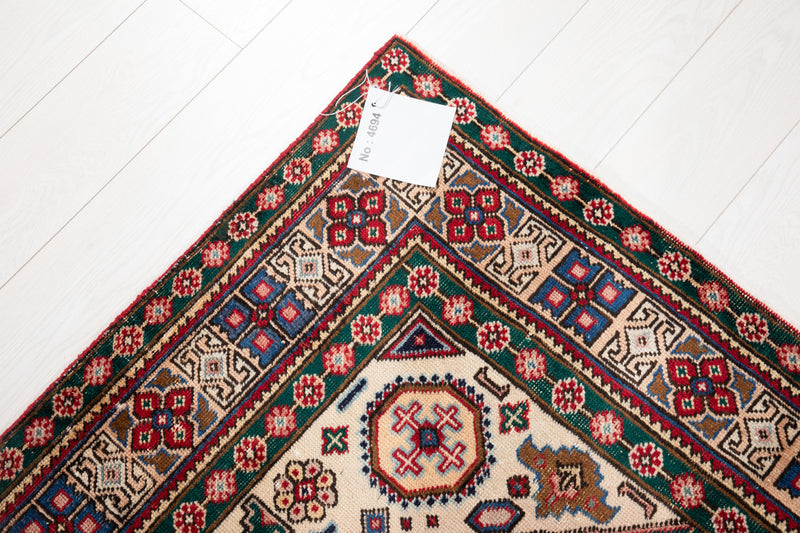 6' 2" x 4' 8" Excellent Hand-Knotted Vintage Tribal Rug - Yasi & Fara 