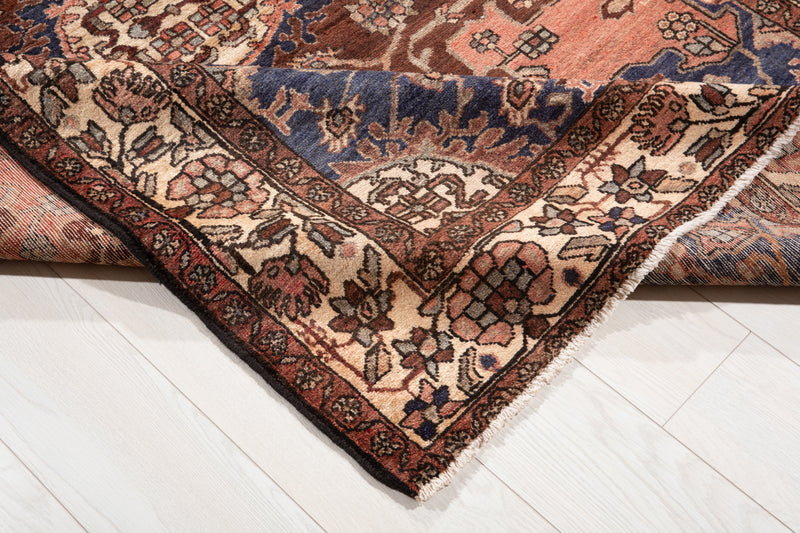 6' 5" x 4' 5" Excellent Hand-Knotted Vintage Tribal Rug - Yasi & Fara 