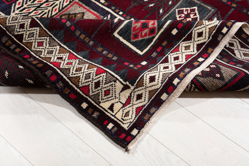 7' 1" x 4' 8" Excellent Hand-Knotted Vintage Tribal Rug - Yasi & Fara 