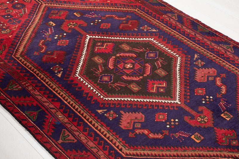 7' 8" x 4' 10" Excellent Hand-Knotted Vintage Tribal Rug - Yasi & Fara 
