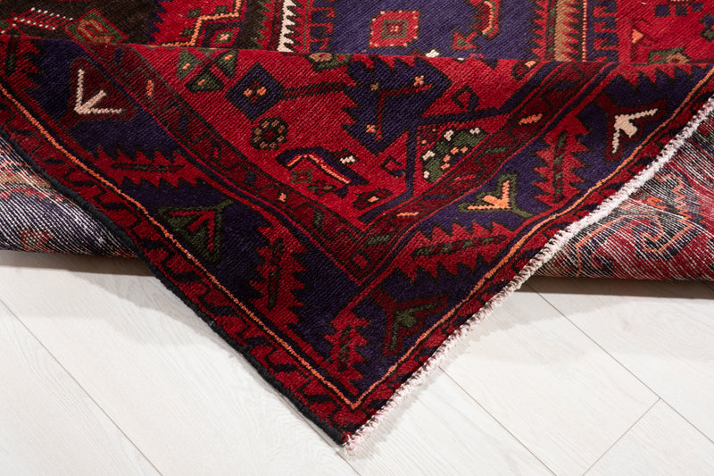 7' 8" x 4' 10" Excellent Hand-Knotted Vintage Tribal Rug - Yasi & Fara 