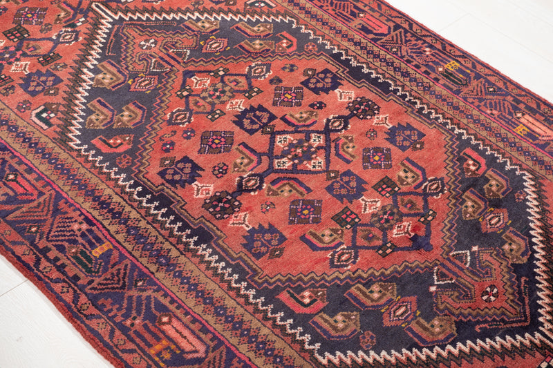 6' 11" x 4' 3" Excellent Hand-Knotted Vintage Tribal Rug - Yasi & Fara 