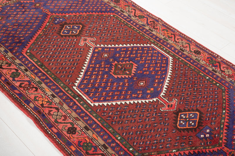 7' 6" x 4' 3" Excellent Hand-Knotted Vintage Tribal Rug - Yasi & Fara 