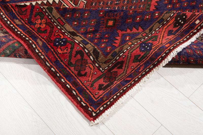 7' 6" x 4' 3" Excellent Hand-Knotted Vintage Tribal Rug - Yasi & Fara 