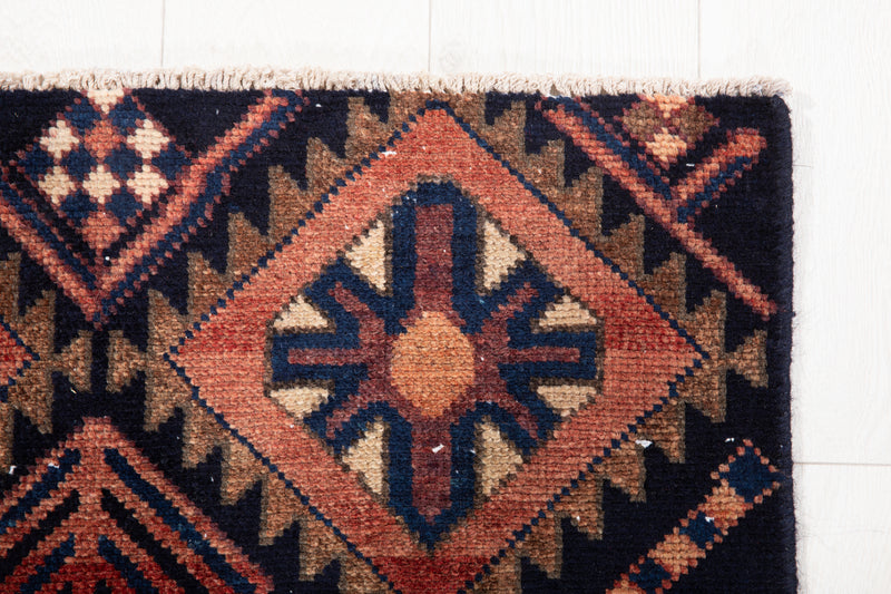 6' 9" x 3' 4" Excellent Hand-Knotted Vintage Tribal Rug - Yasi & Fara 