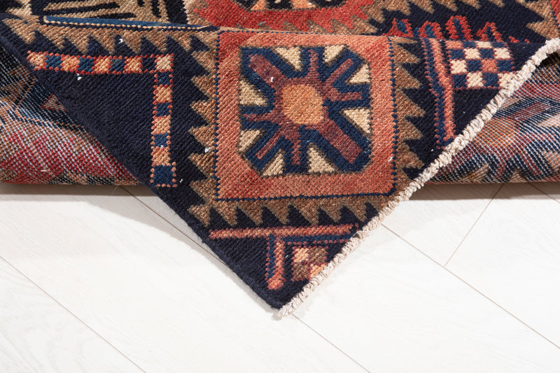 6' 9" x 3' 4" Excellent Hand-Knotted Vintage Tribal Rug - Yasi & Fara 