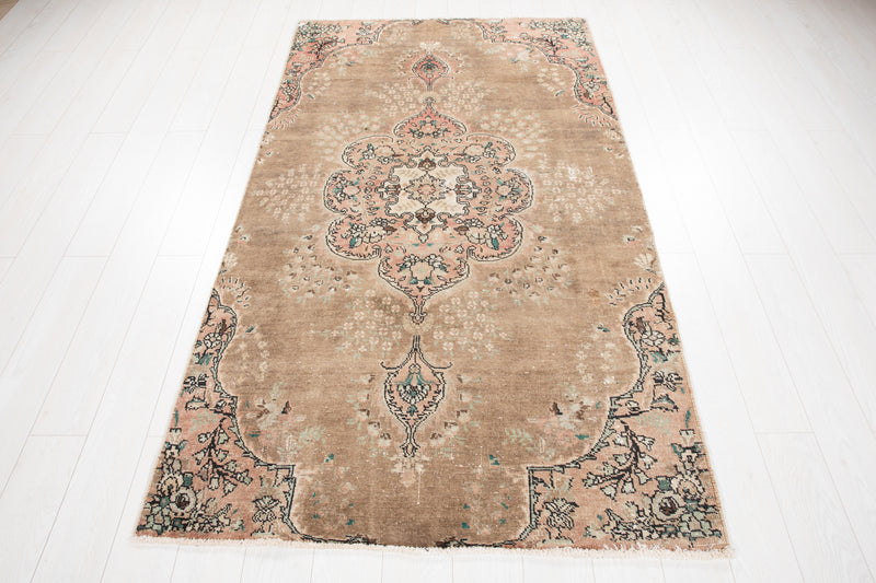 7' 6" x 4' 2" Excellent Hand-Knotted Distressed Faded Area Rug
