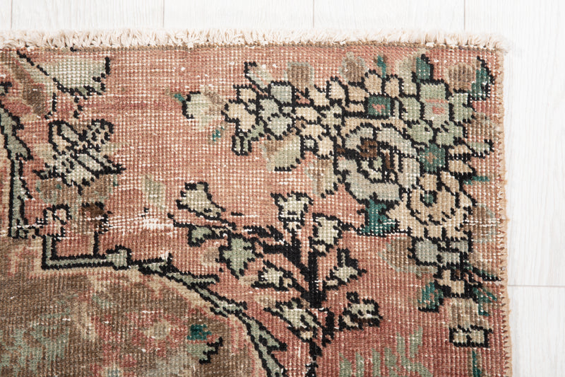 7' 6" x 4' 2" Excellent Hand-Knotted Distressed Faded Area Rug