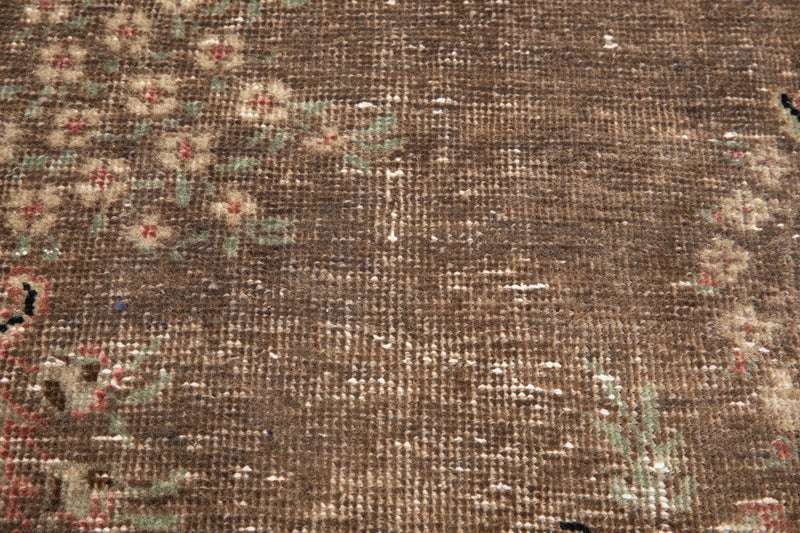7' 6" x 4' 2" Excellent Hand-Knotted Distressed Faded Area Rug