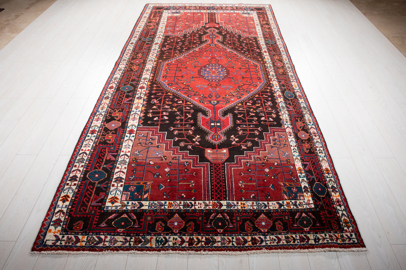 11' x 5' 5" Excellent Hand-Knotted Vintage Tribal Rug