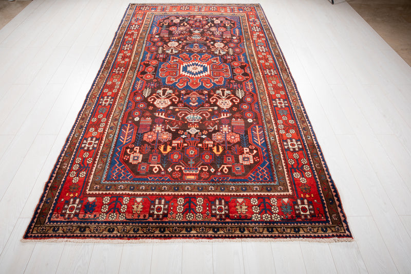 10' x 5' 5" Excellent Hand-Knotted Vintage Tribal Rug - Yasi & Fara 