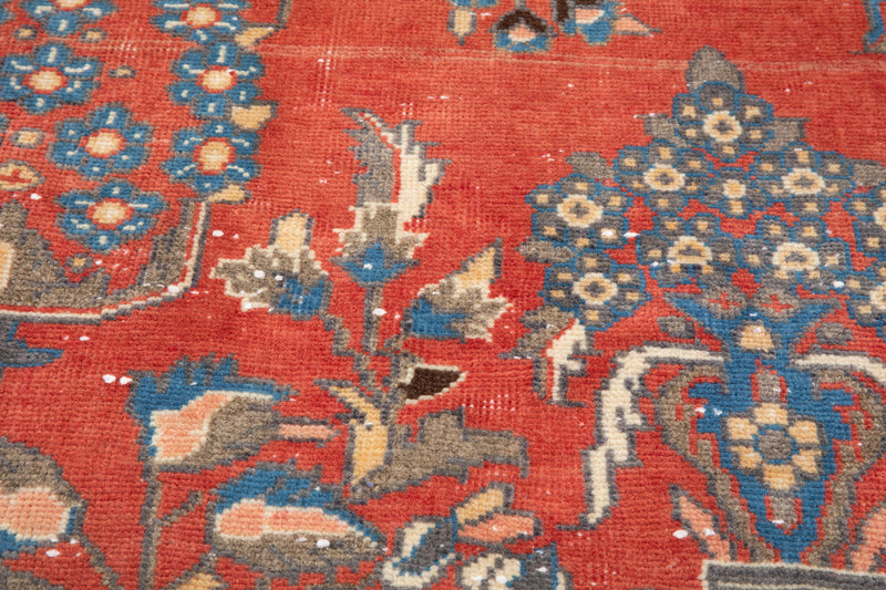 8' 7" x 5' Excellent Hand-Knotted Antique Area Rug
