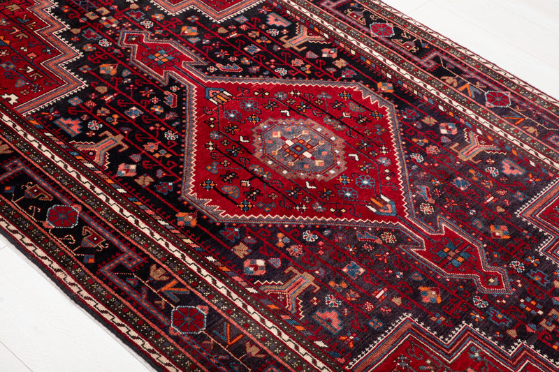 6' 11" x 4' 4" Excellent Hand-Knotted Vintage Tribal Rug