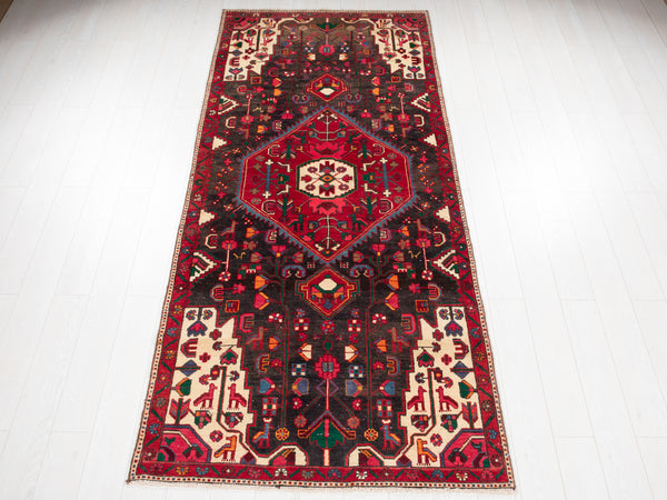 9' 8" x 4' 2" Excellent Hand-Knotted Vintage Tribal Rug