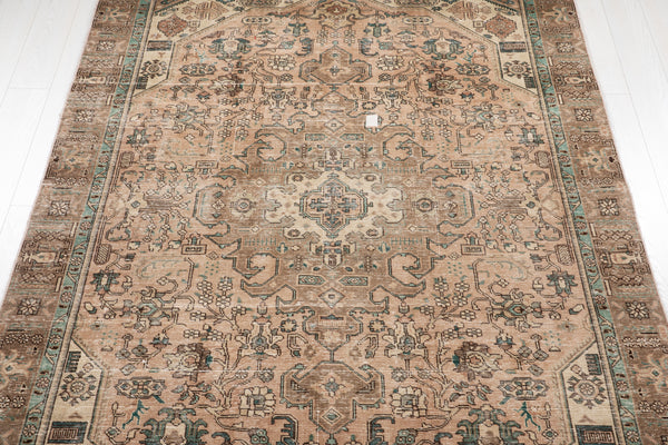 9' 4" x 6' 2" Excellent Hand-Knotted Antique Area Rug