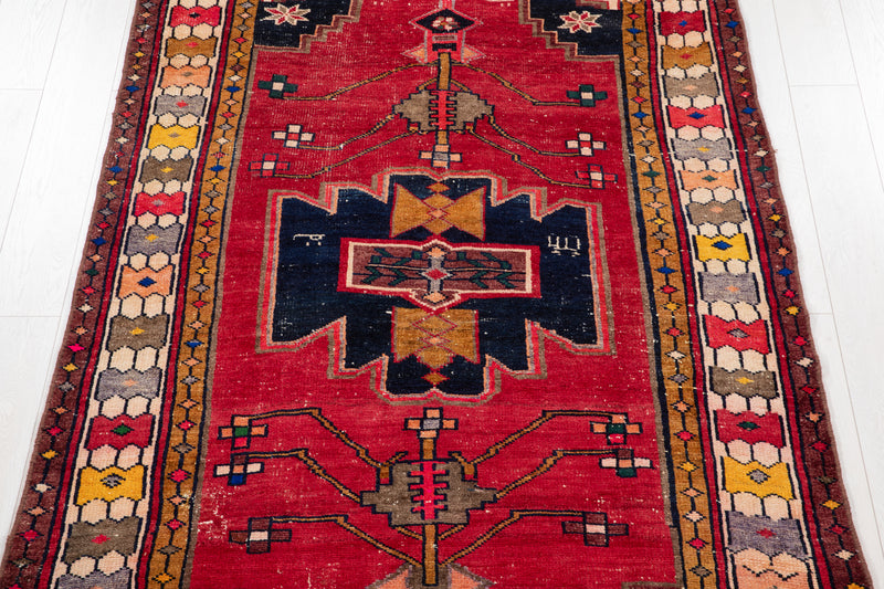 7' 3" x 4' 7" Excellent Hand-Knotted Antique Tribal Rug