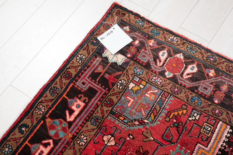 10' 11" x 5' Excellent Hand-Knotted Vintage Tribal Rug - Yasi & Fara 